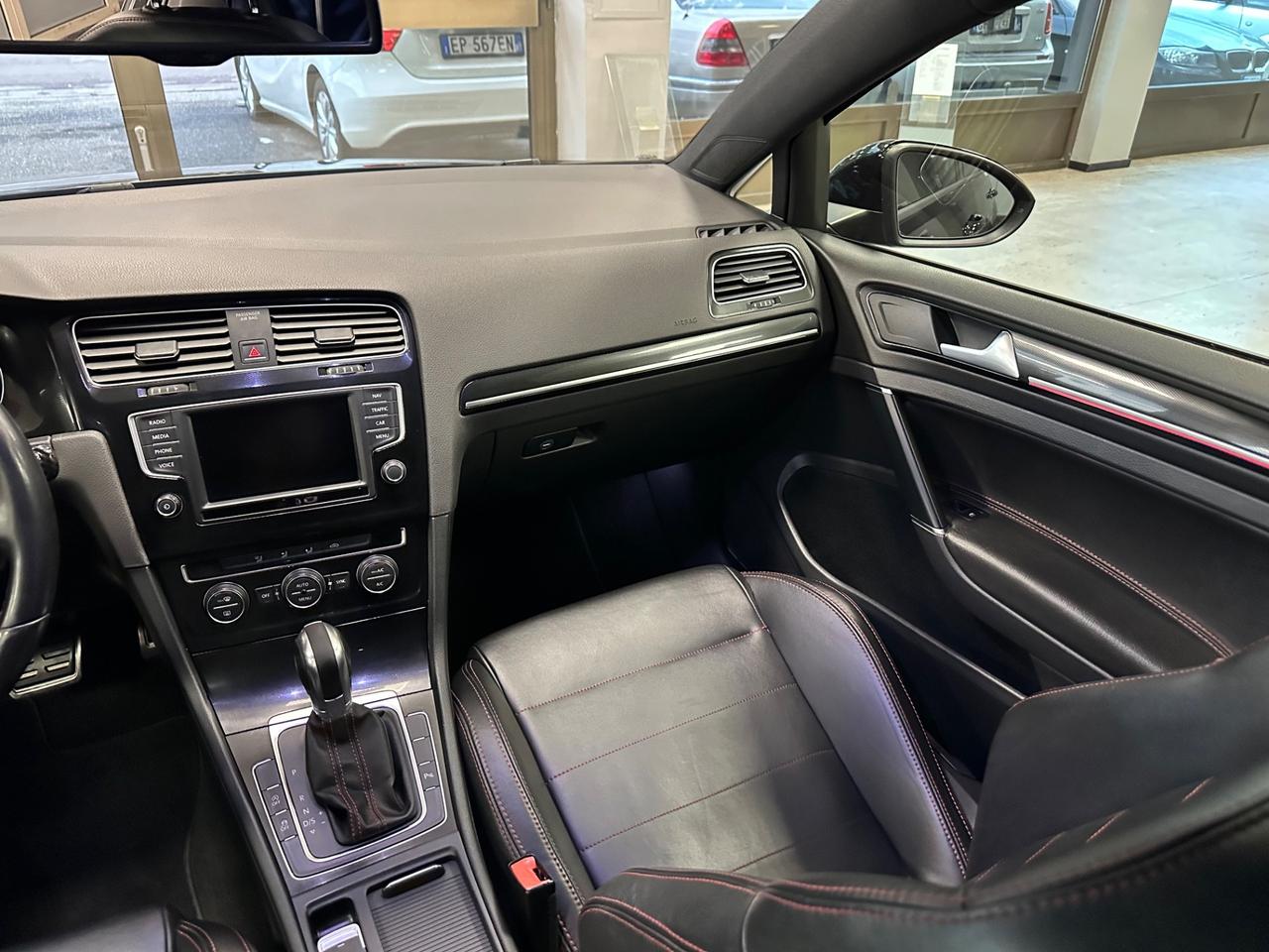 Volkswagen Golf GTI Golf GTI Performance 2.0 TSI 5p. BlueMotion Technology