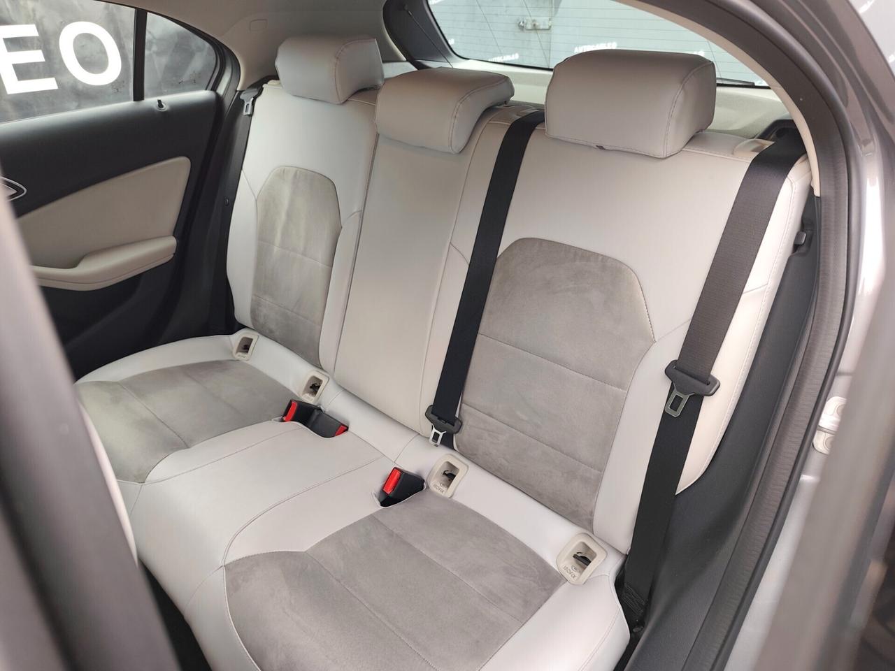 Mercedes-benz A 180 1.5 DIESEL 110CV "EURO 6"