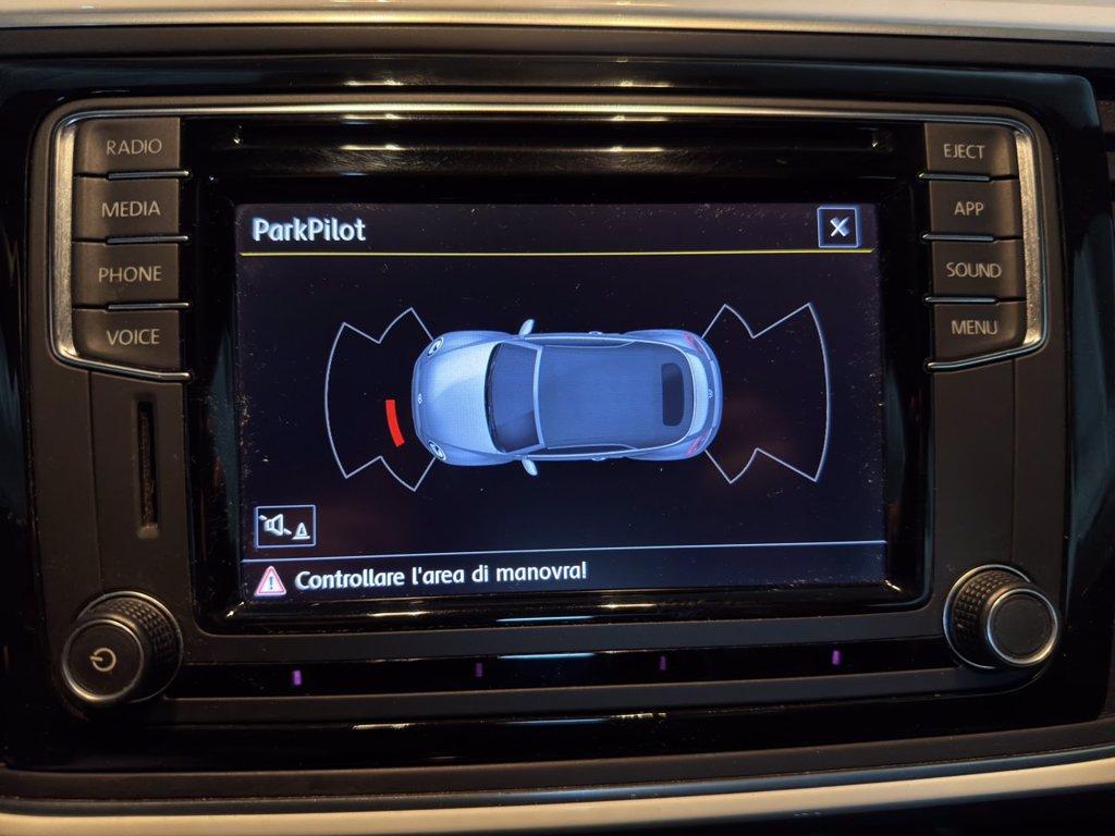 VOLKSWAGEN Maggiolino cabrio 2.0 tdi design 110cv del 2018