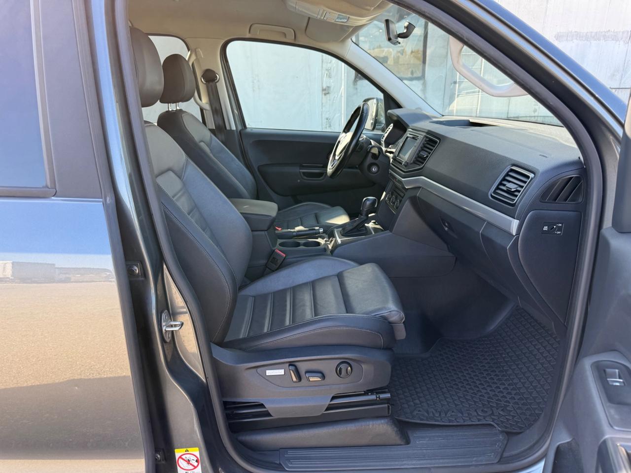 Volkswagen Amarok 3.0 V6 TDI 4MOTION BMT permanente aut. DC Aventura