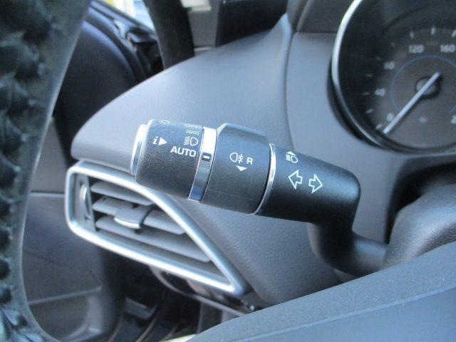 JAGUAR XE 2.0 D Turbo Pure Navi/Frenata/SensoriPark