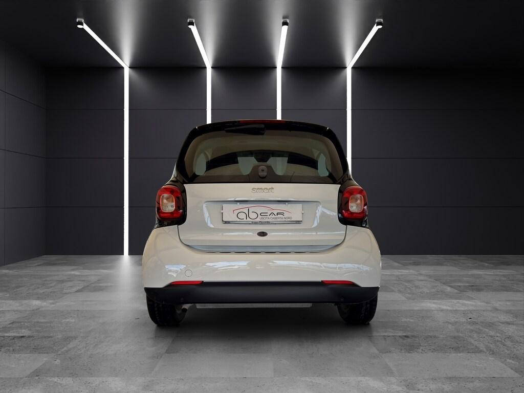 Smart fortwo 1.0 Youngster 71cv twinamic my18
