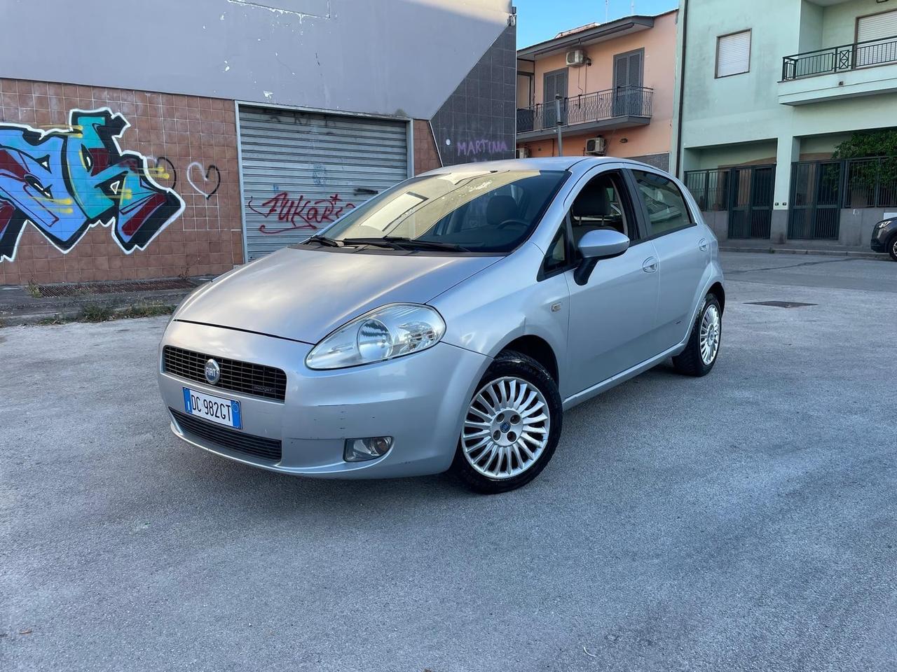 Fiat Grande Punto 1.3 MJT 75 CV 5 porte Dynamic