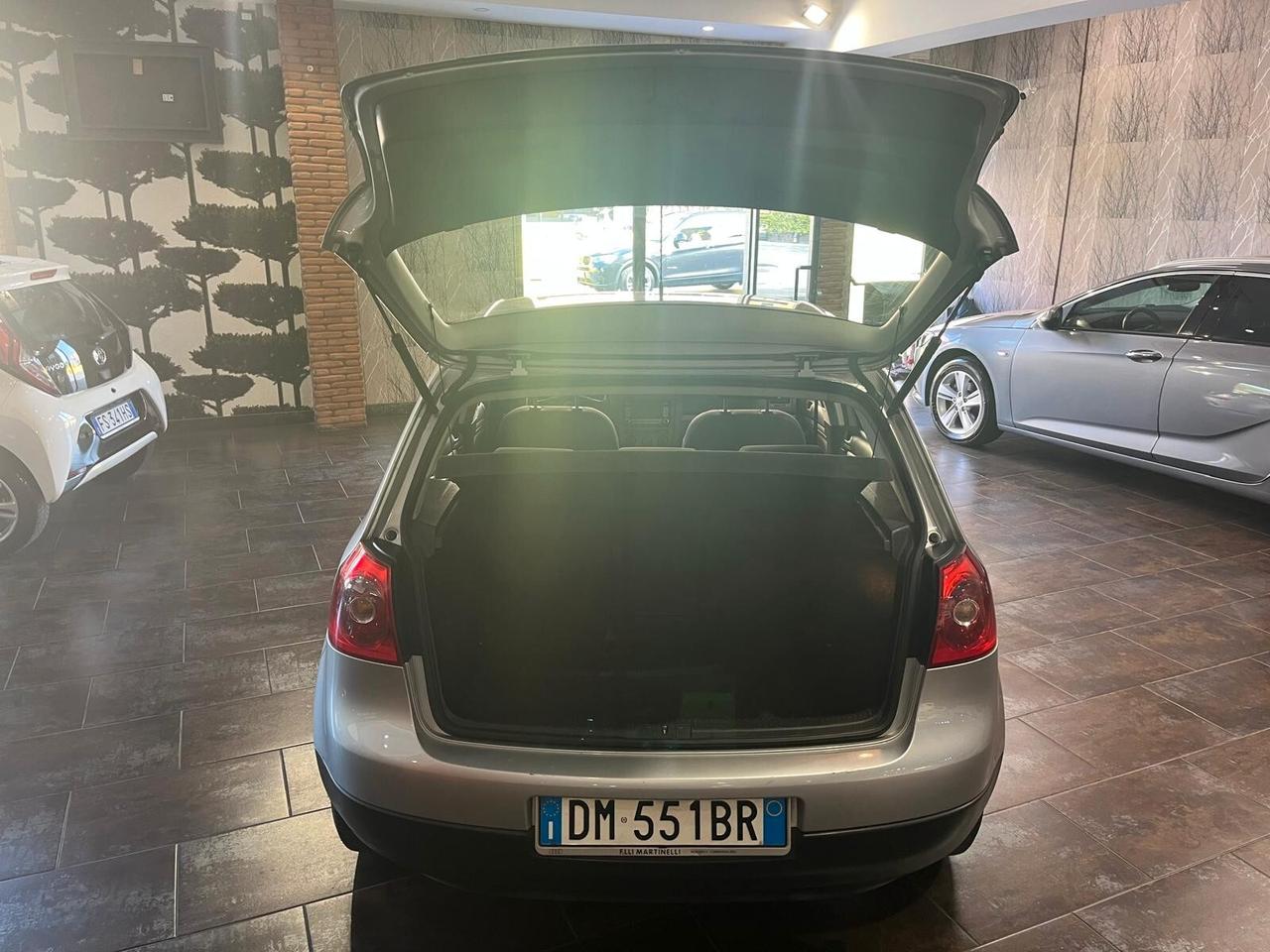 Volkswagen Golf 1.6 5p. Comfortline