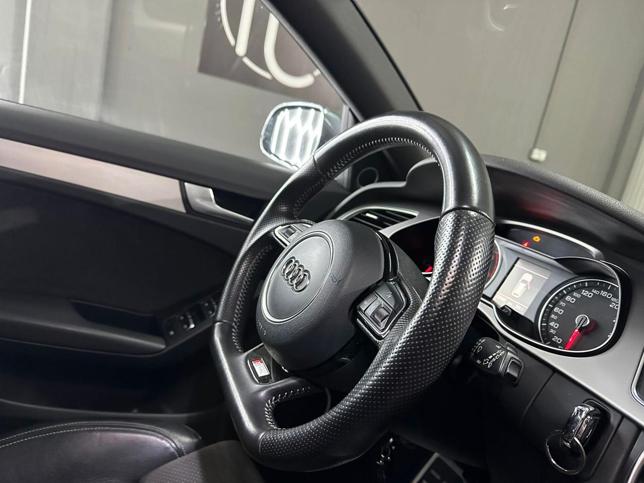 Audi A4 Avant 2.0 TDI 177CV S-line