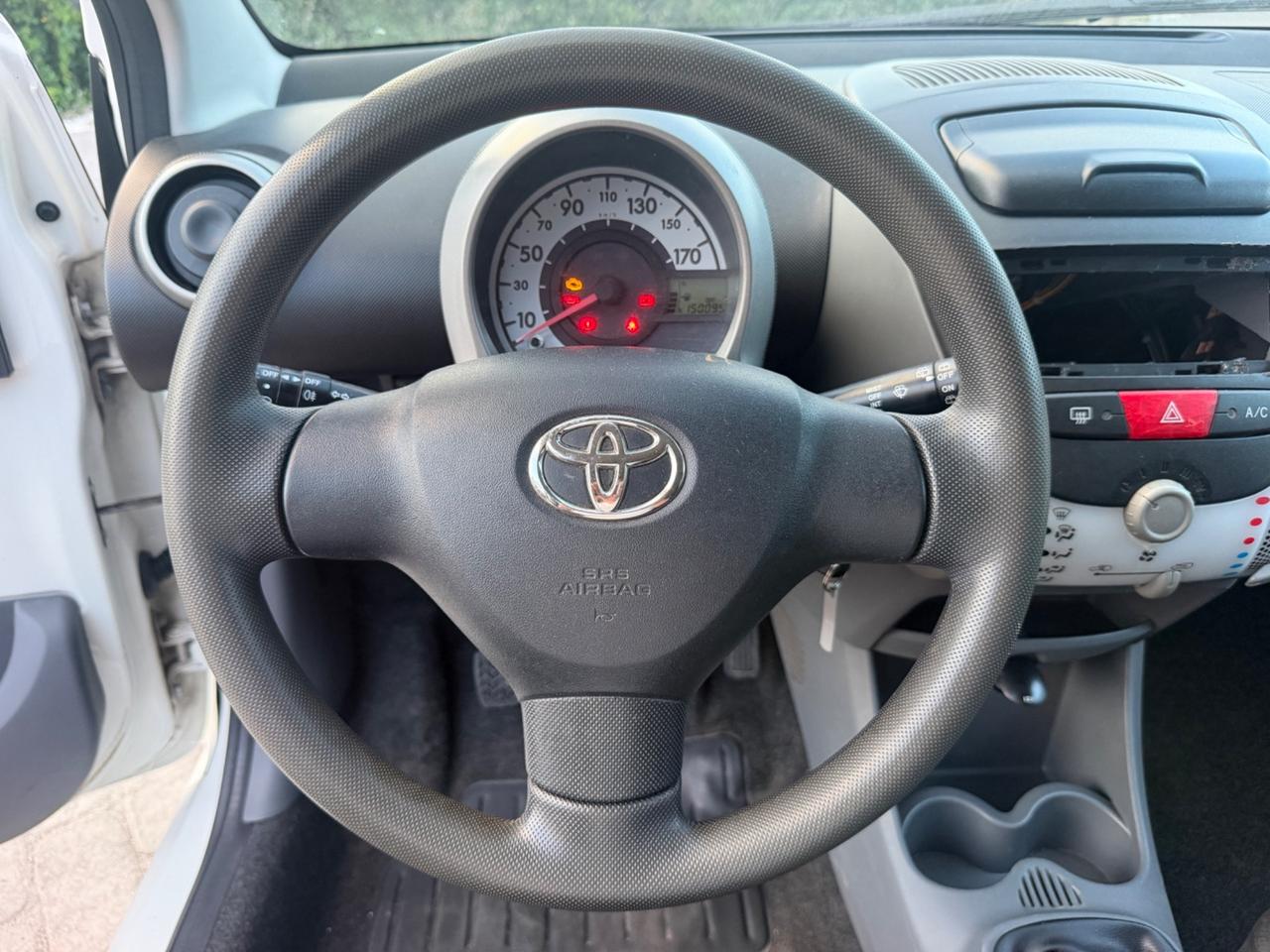 Toyota Aygo 1.0 12V VVT-i 5 porte Deep Ocean Connect