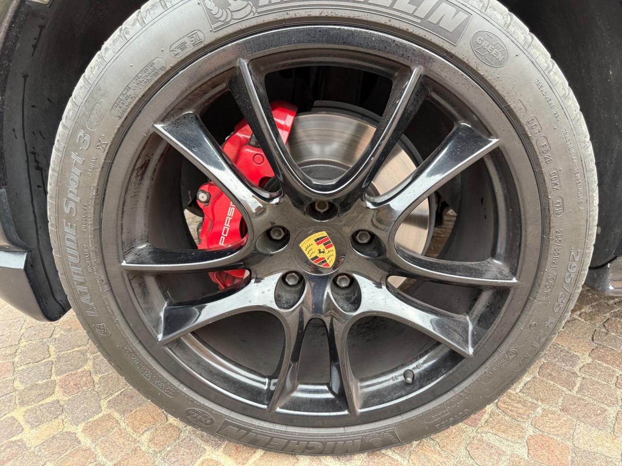Porsche Cayenne 4.8 GTS