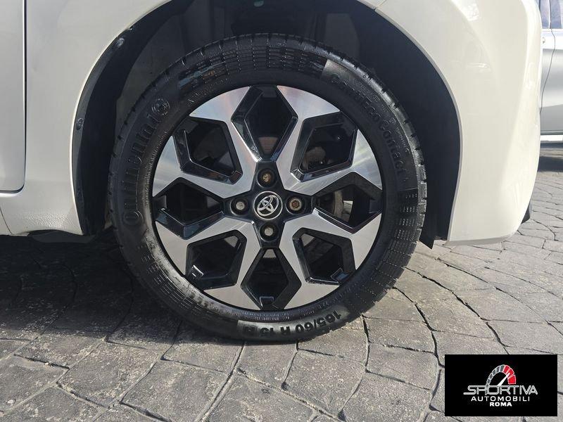 Toyota Aygo 11000 KM PARI AL NUOVO! Connect 1.0 VVT-i 72 CV 5 porte x-clusiv