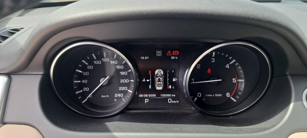 Land Rover Discovery Sport 2.0 TD4 150 CV HSE Luxury