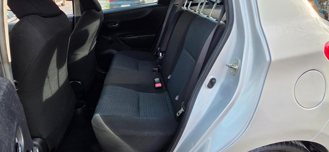 Toyota Yaris 1.0 LOUNGE 5 PORTE UNICA PROPRIETARIA