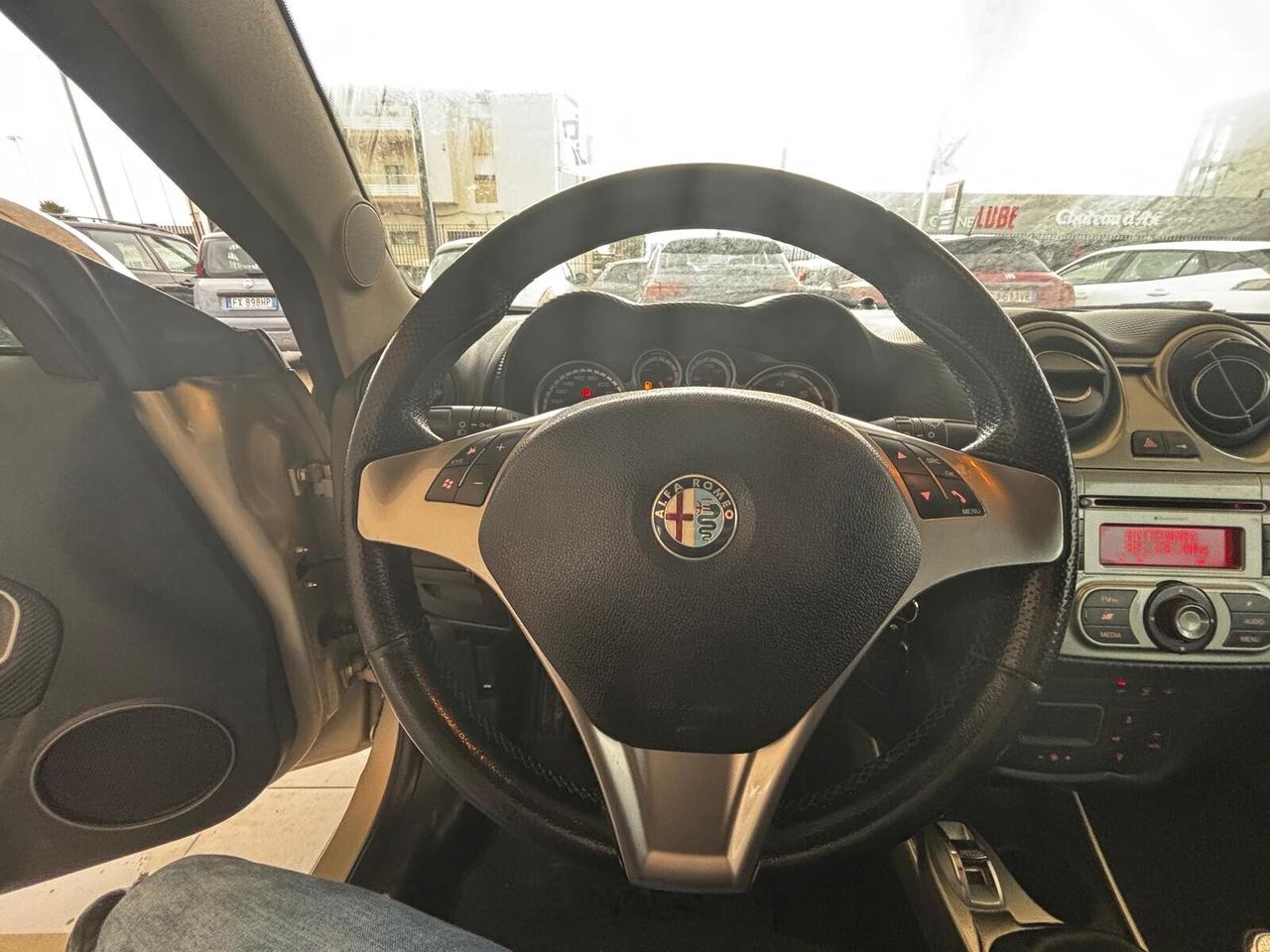 Alfa Romeo MiTo 1.3 JTDm 16V 90 CV Distinctive Sport Pack