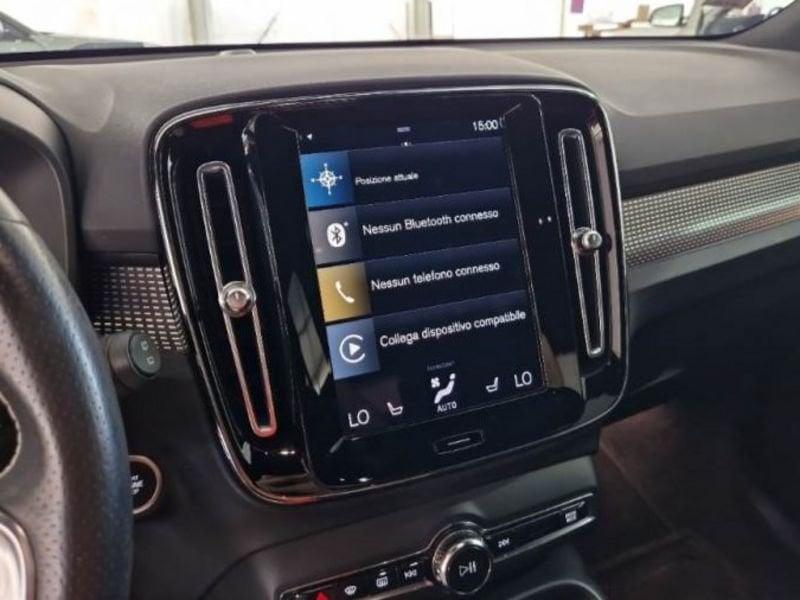 Volvo XC40 Recharge T5 180+82 CV Recharge Plug-in Hybrid R-Design