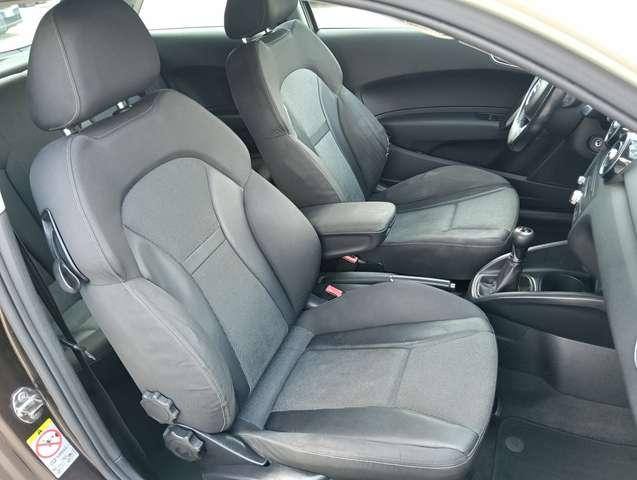 Audi A1 3p 1.6 tdi Ambition 105cv MANUALE S-LINE