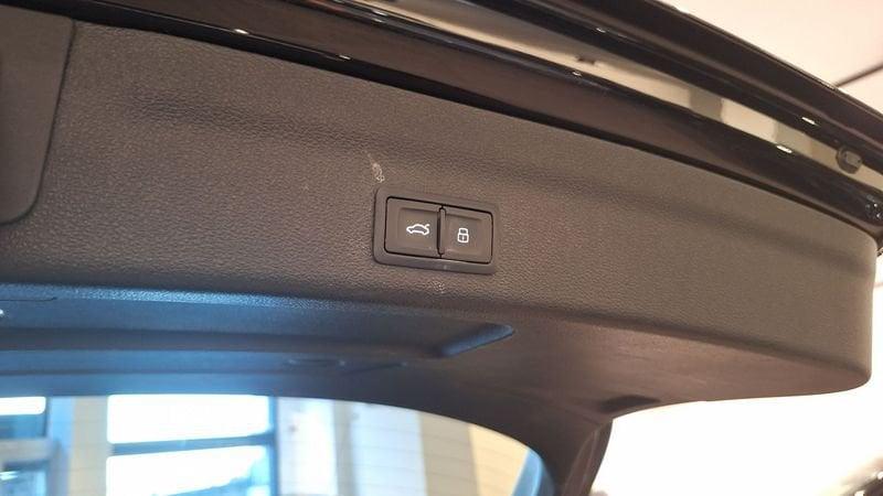 Audi A6 RS 6 Avant 4.0 TFSI V8 quattro tiptronic