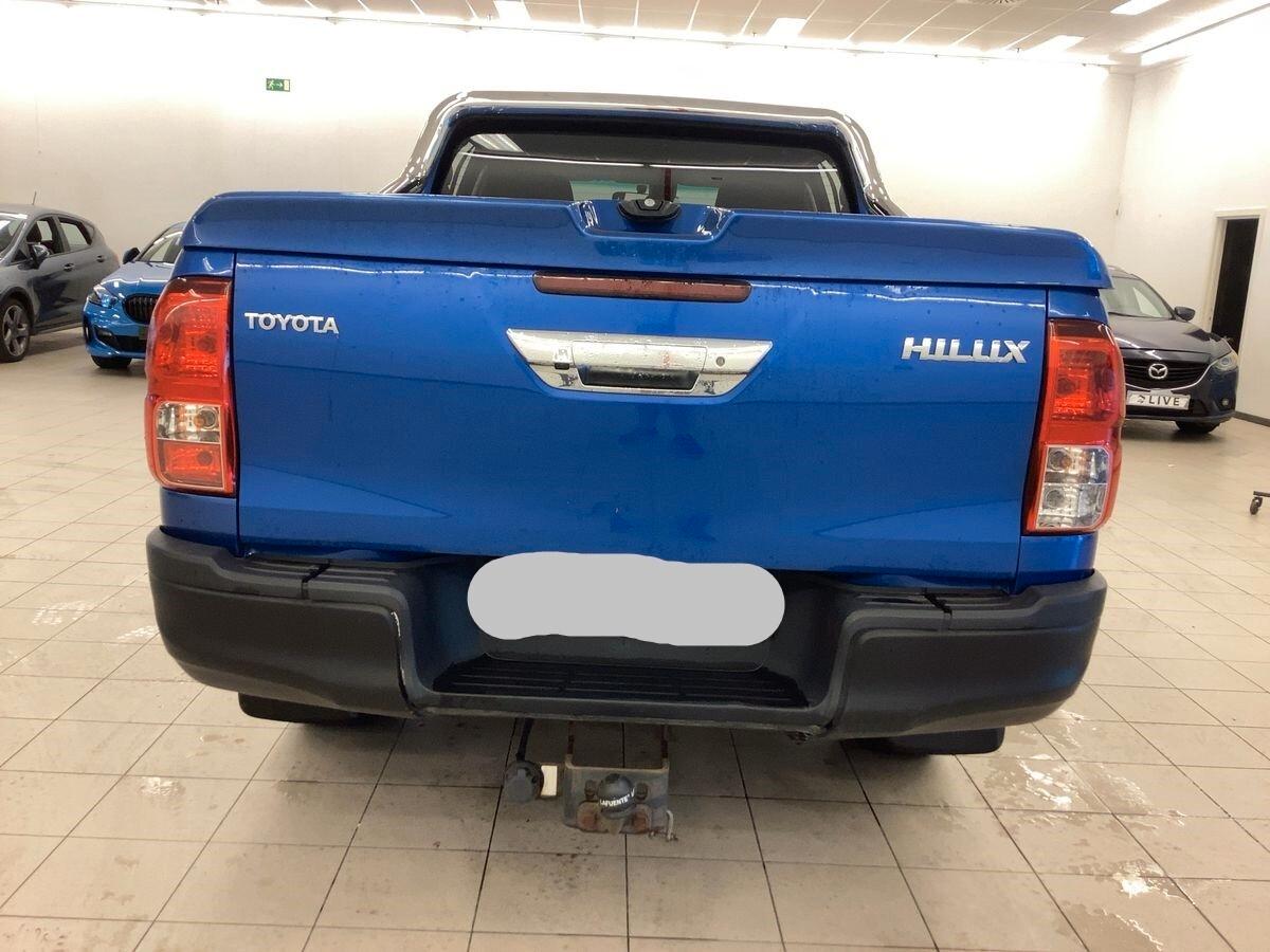Toyota Hilux 2.4 D-4D 4WD 4 porte Double Cab Comfort