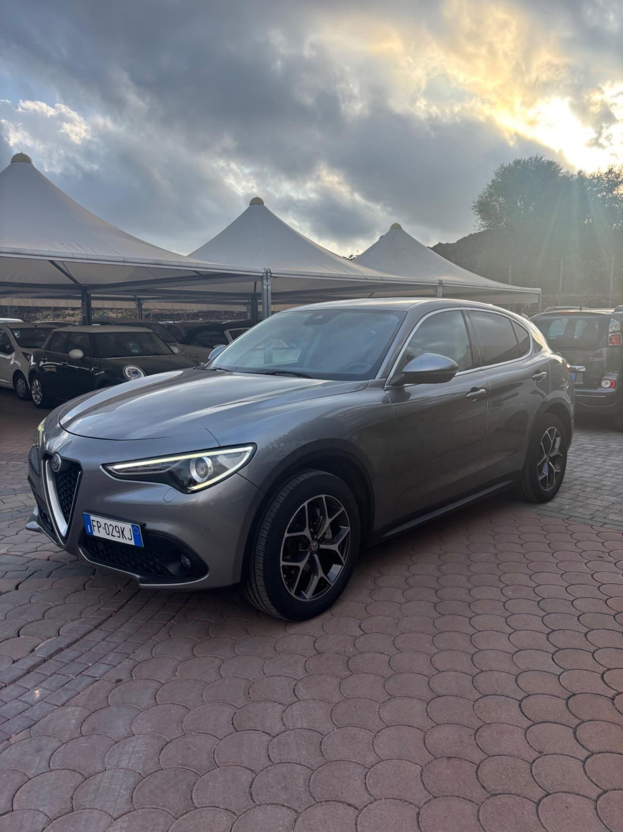 Alfa Romeo Stelvio 2.2 Turbodiesel 210 CV AT8 Q4 Super