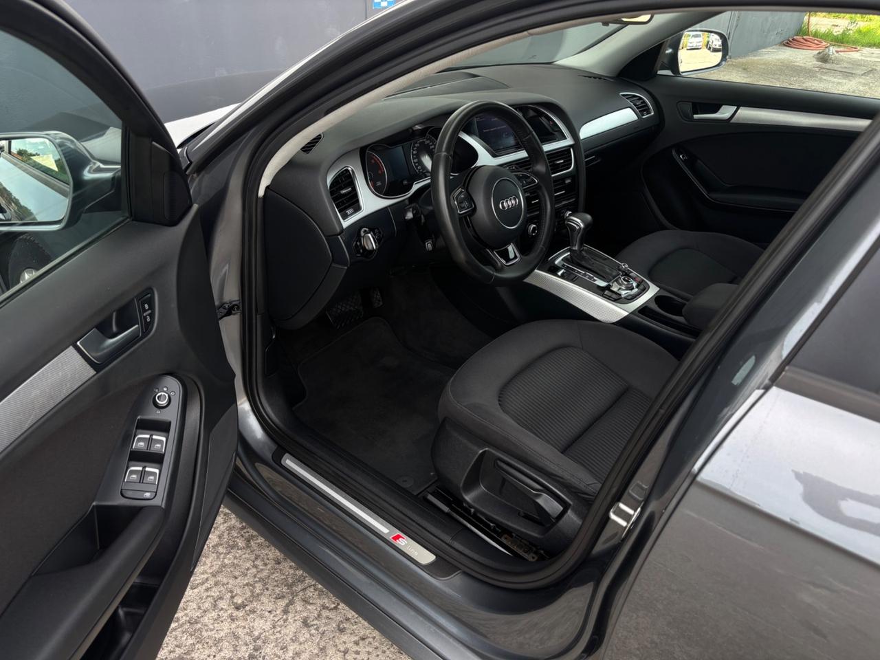 Audi A4 Avant 2.0 TDI 150cv S line. Garanzia 12mesi