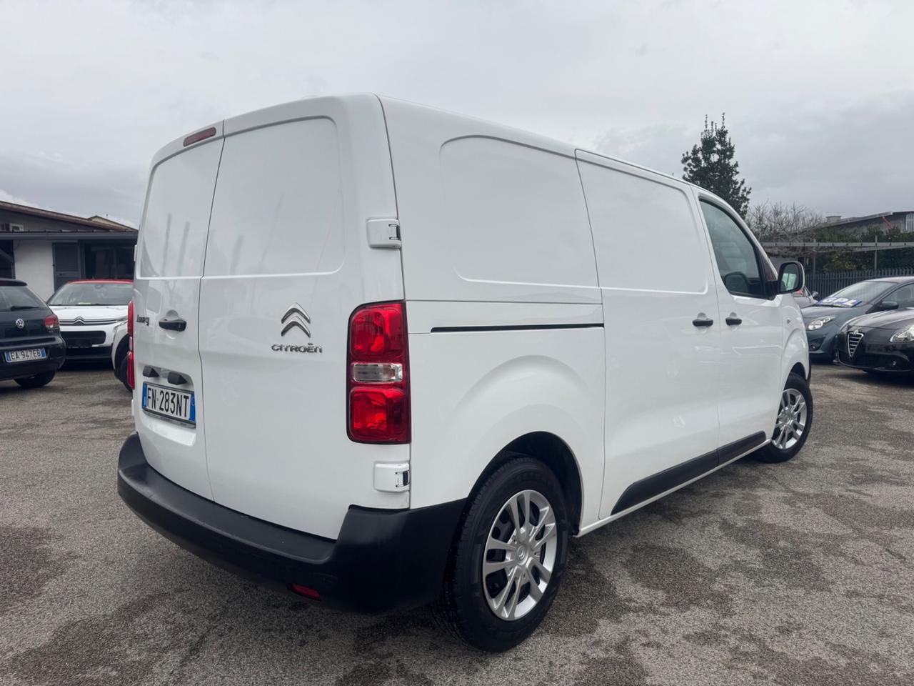 Citroen Jumpy BlueHDi 115 con Porta laterale