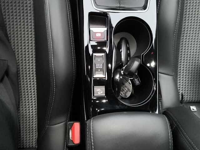 Peugeot 2008 PureTech 130 S&S GT