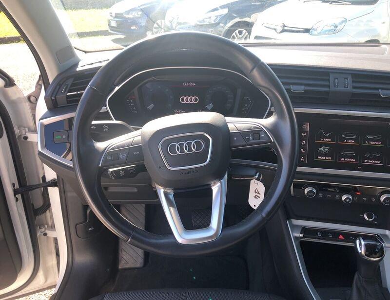 Audi Q3 35 TDI S tronic Business