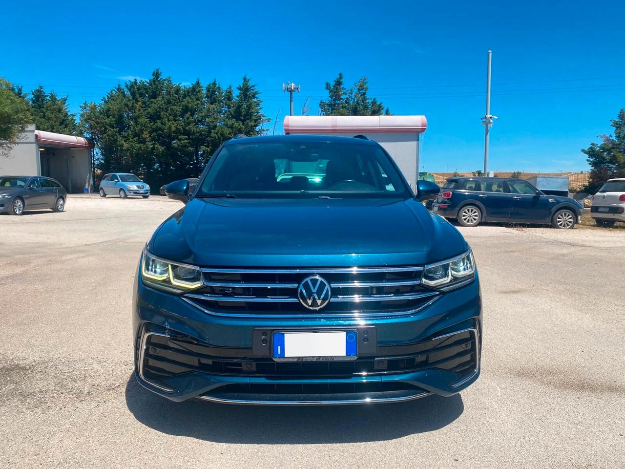 Volkswagen Tiguan 2.0 TDI 200 CV SCR DSG 4MOTION R-Line - AUTOCARRO N1