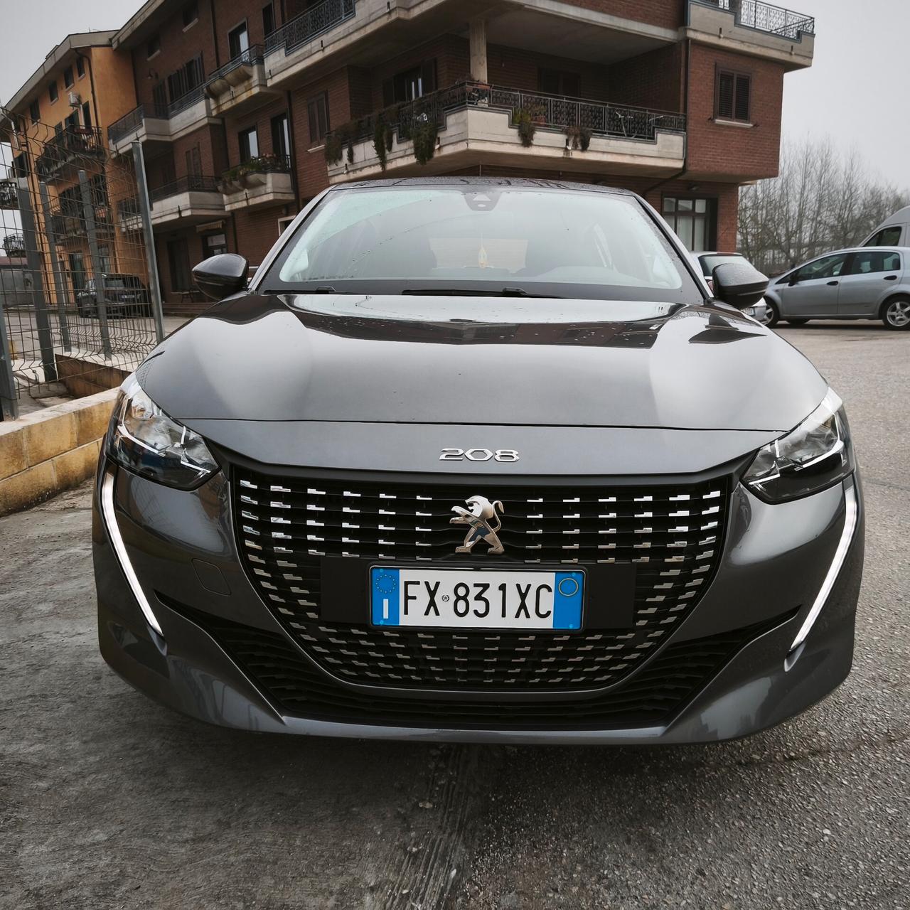 Peugeot 208 BlueHDi 100 S&S 5 porte Allure