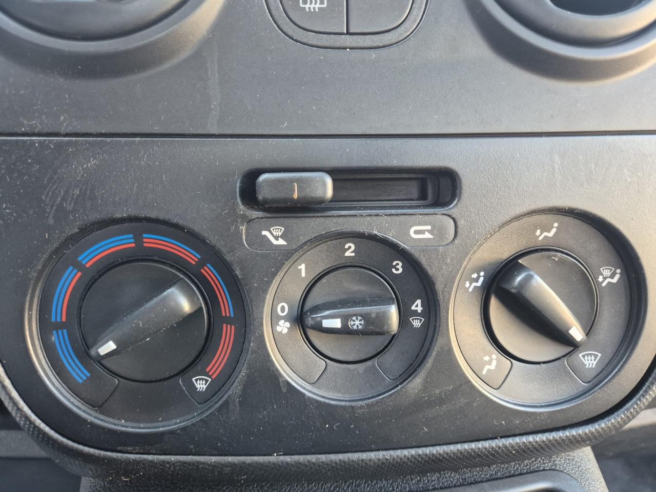 Fiat Qubo 1.4 8V 77 CV Dynamic Natural Power