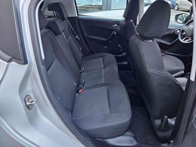 PEUGEOT 208 1° serie PureTech 82 5 porte Allure