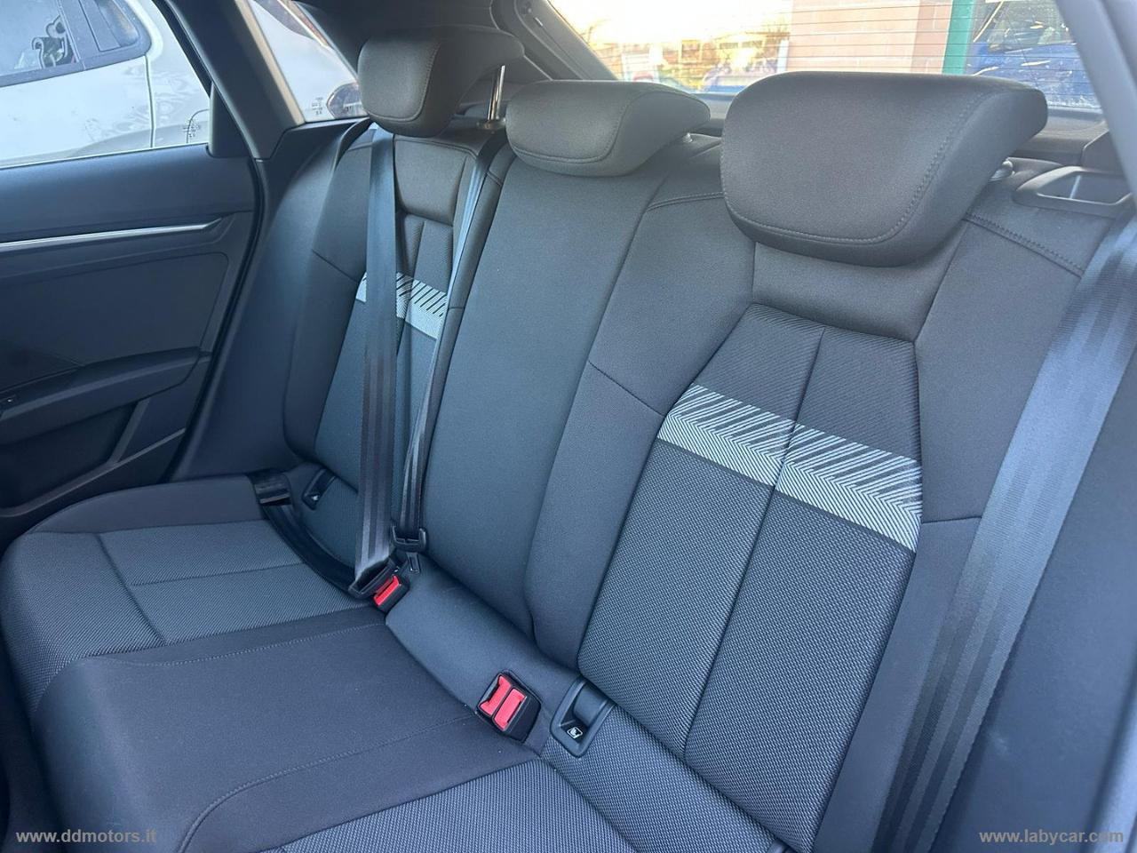 AUDI A3 SPB 35 TFSI S tronic Business CAMBIO AUTOMATICO