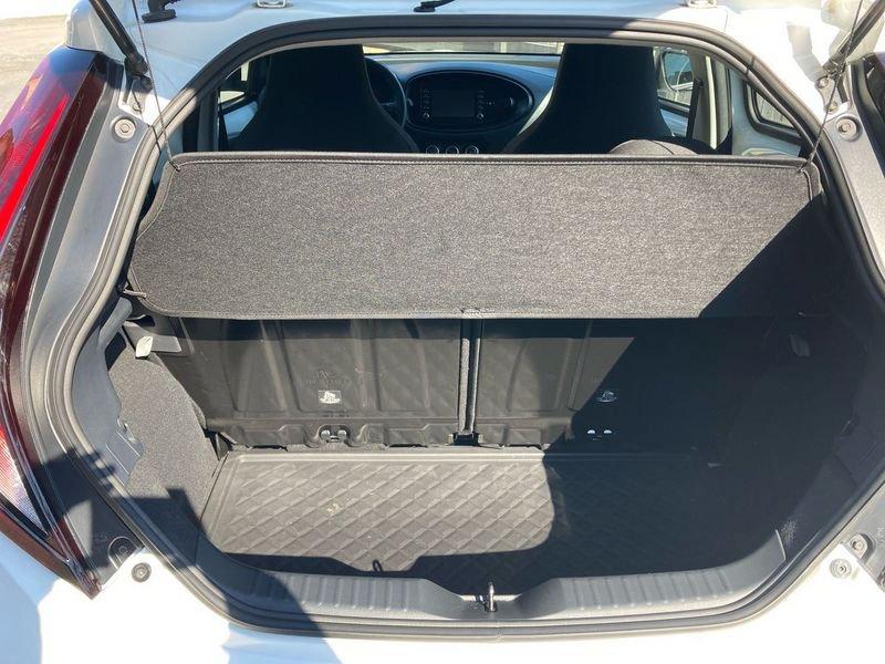 Toyota Aygo X 1.0B (72 CV) Active