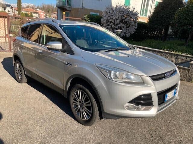 Ford Kuga 2.0 TDCI 140 CV 4WD cambio automatico OK NEOPATENTATI