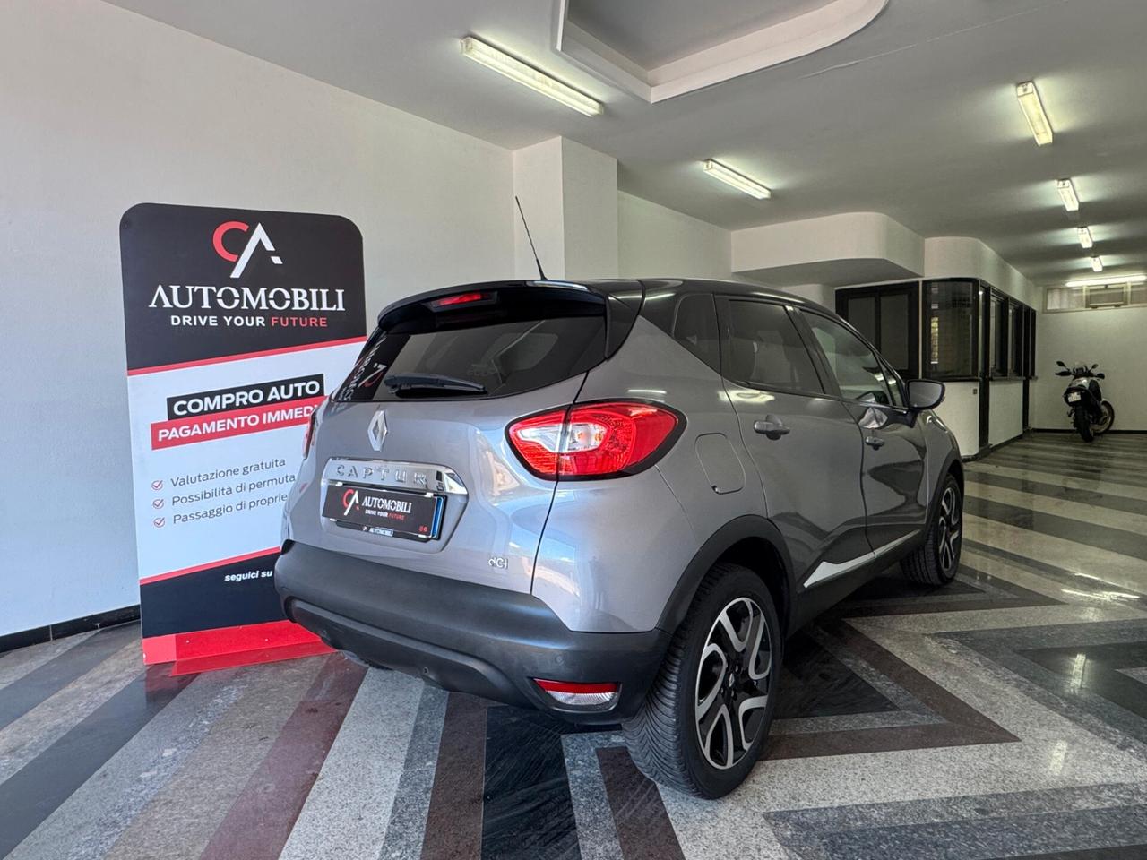 Renault Captur dCi 8V 110 CV Start&Stop Energy Iconic