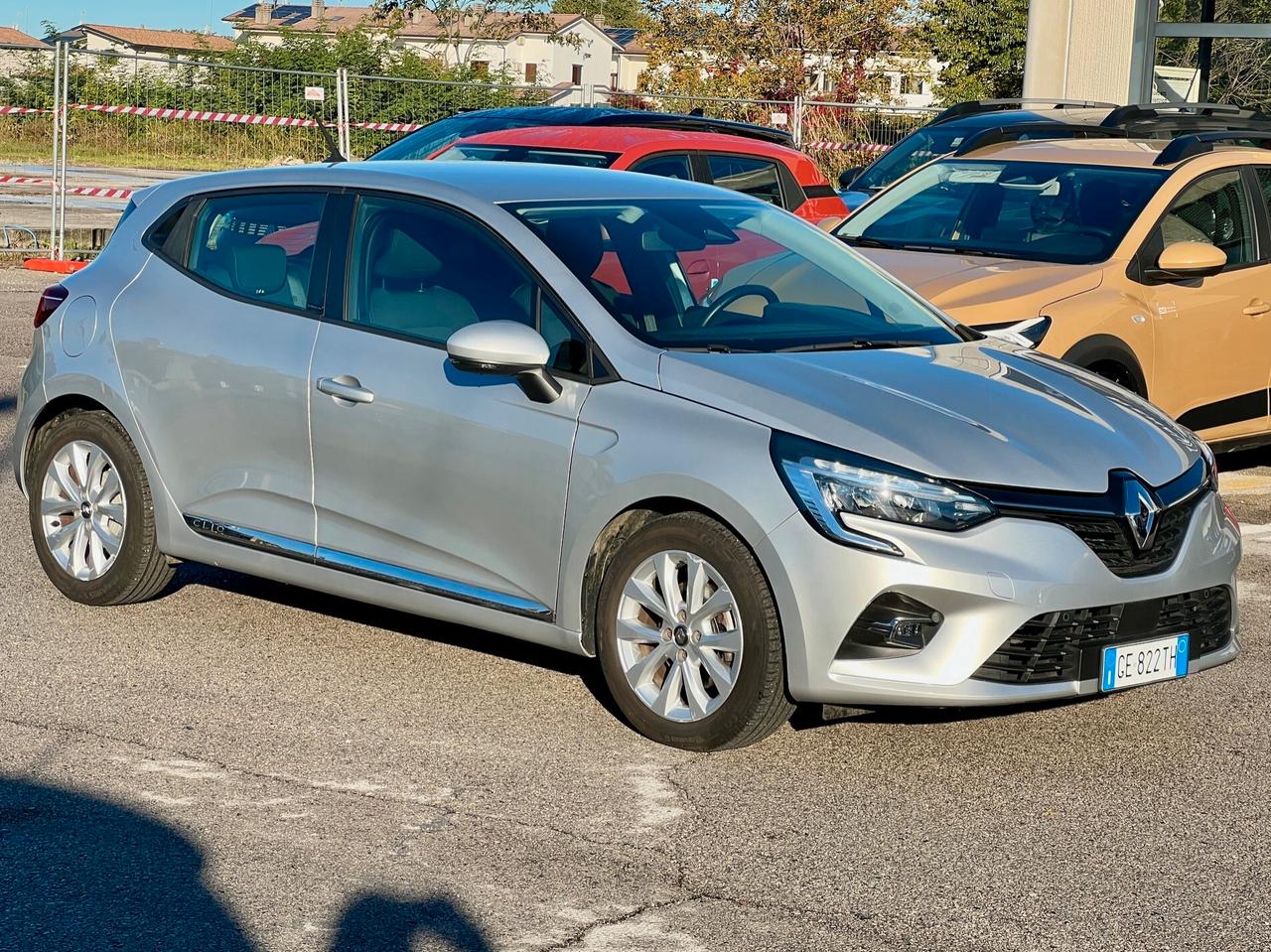 Renault Clio Full Hybrid E-Tech 140 Zen 2021