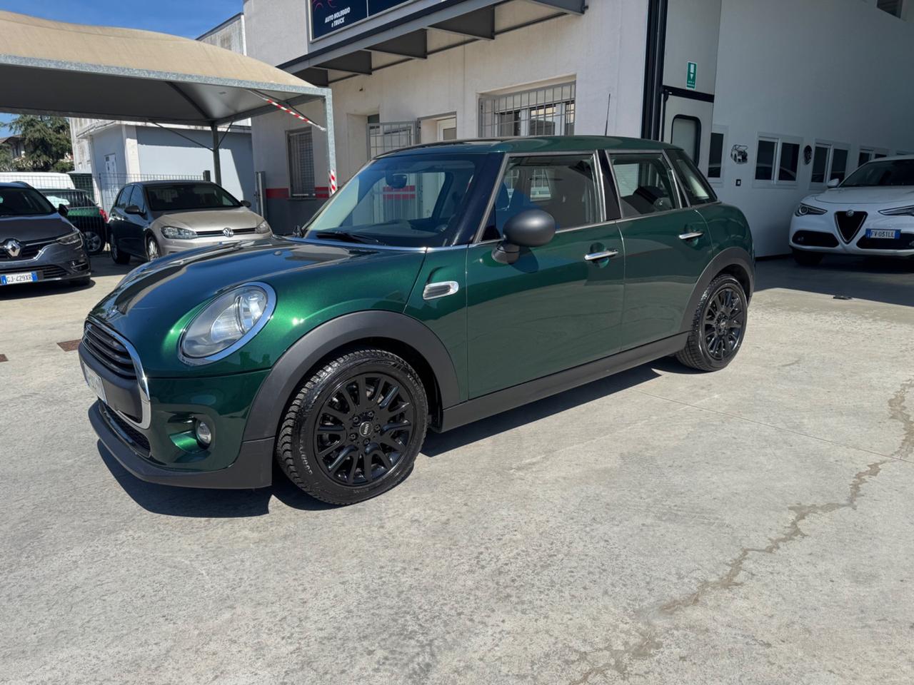 Mini 1.5 One Hype 5 porte Full Service Mini