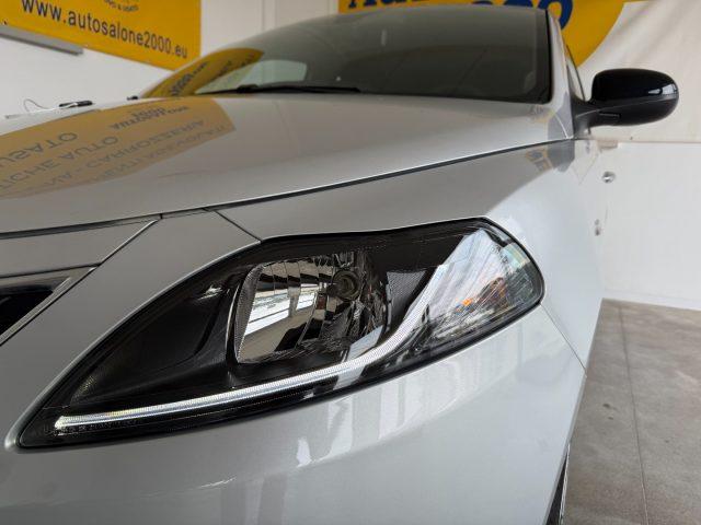 LANCIA Ypsilon 1.0 Hybrid Gold NEOPATENTATI / PREZZO REALE