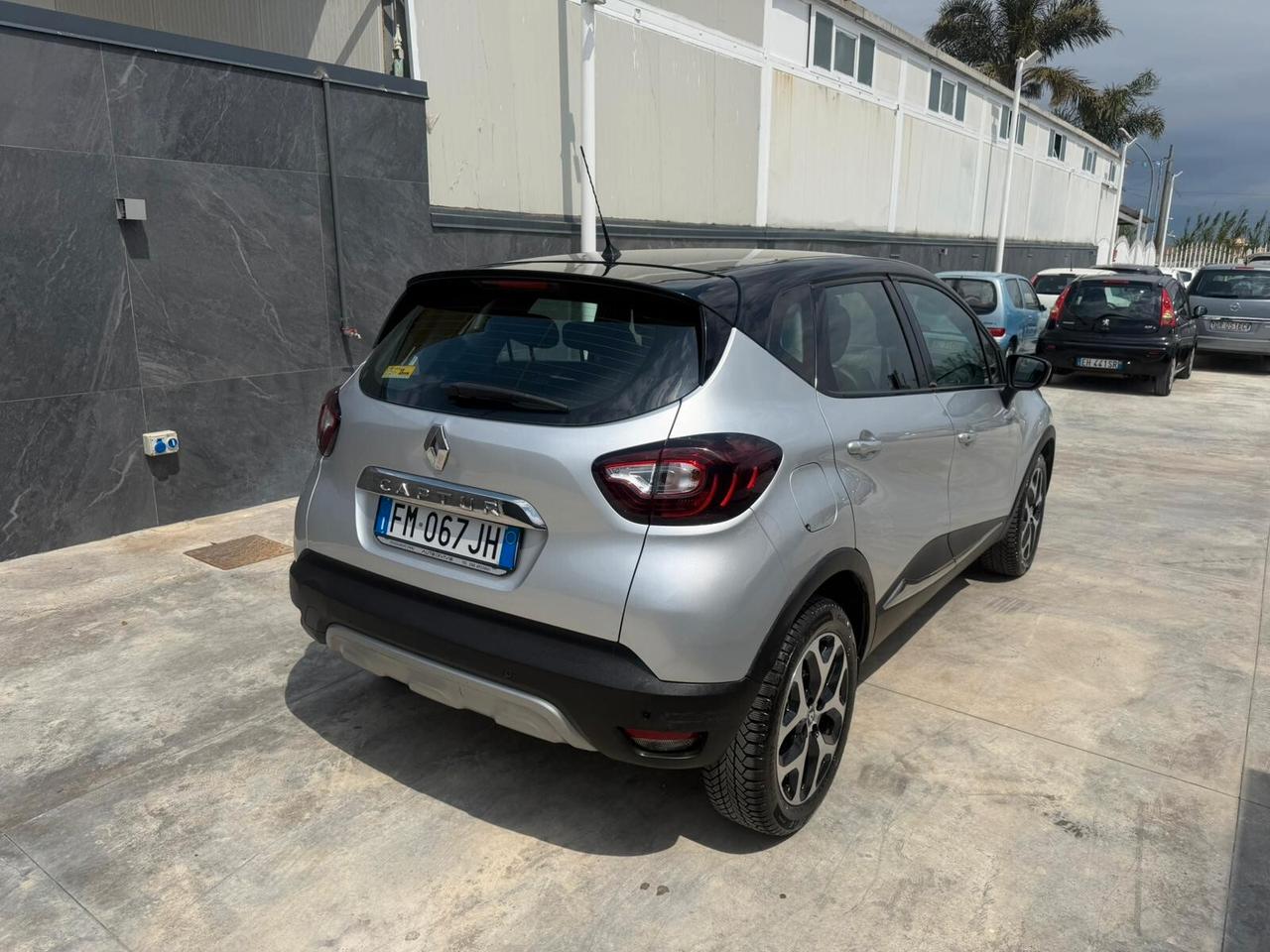 Renault Captur dCi 8V 90 CV EDC Start&Stop Energy Bose 2018