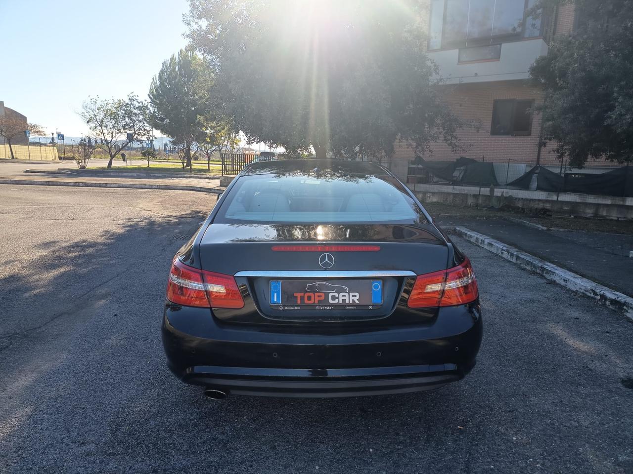 Mercedes-benz E 220 CDI Coupé BlueEFFICIENCY