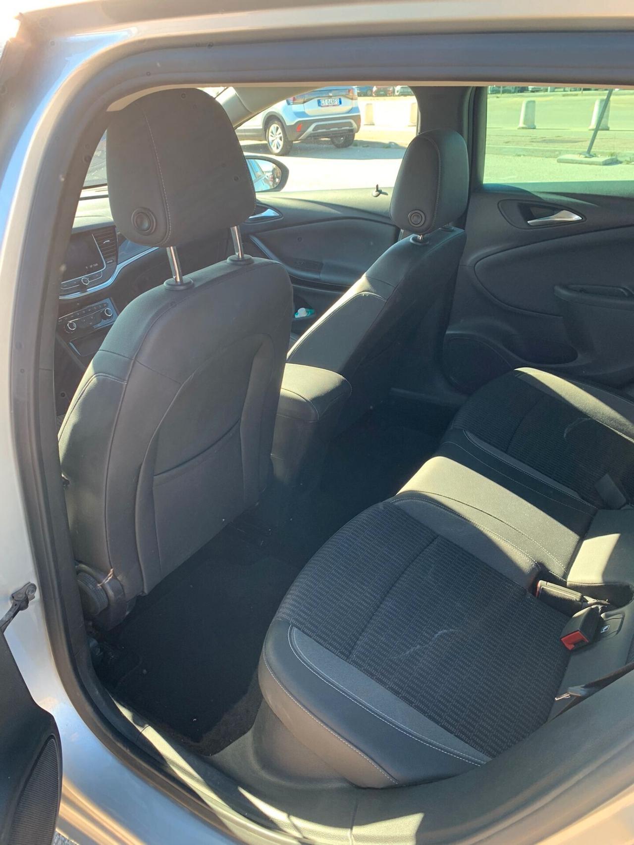 Opel Astra 1.5 CDTI 105 CV GARANTITA