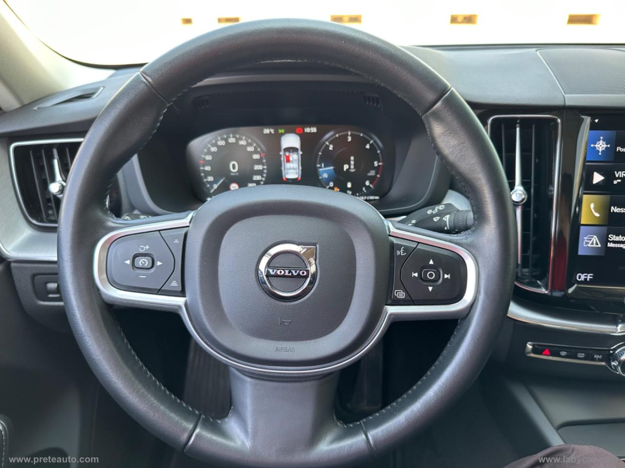 VOLVO XC60 B4