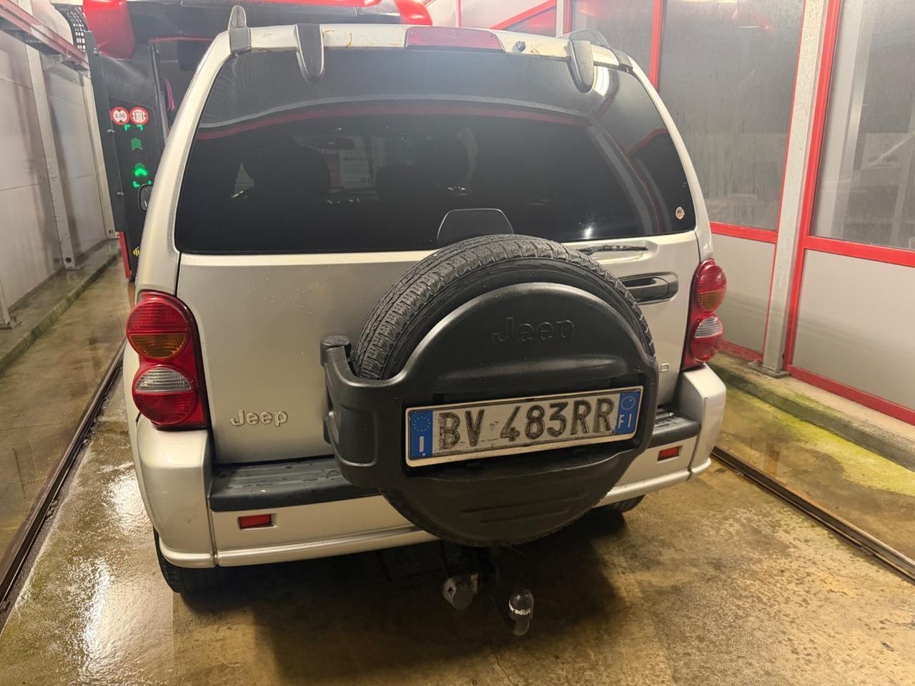Jeep Cherokee 2.5 CRD Limited 4x4 gancio traino