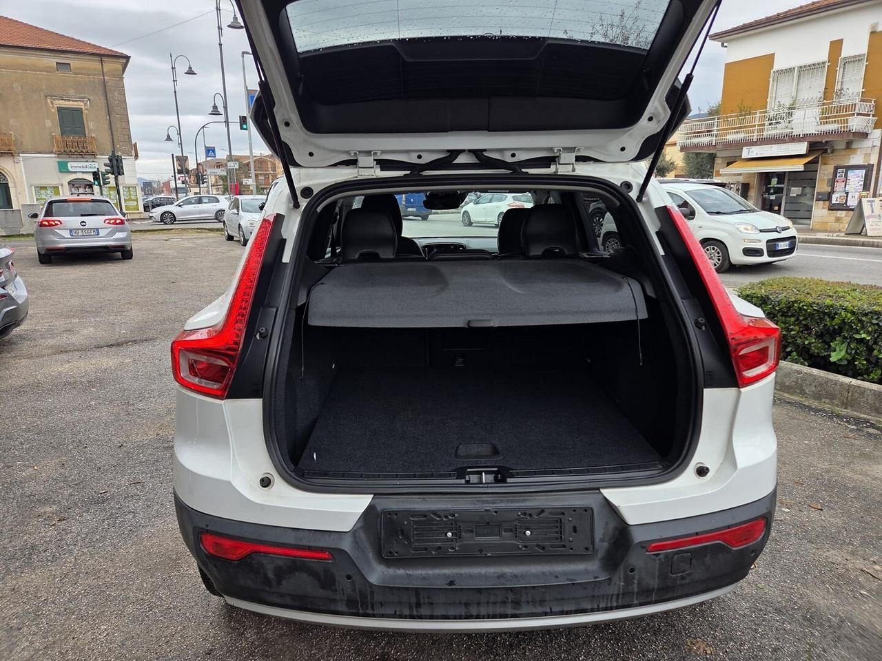 VOLVO XC40 D3 150CV 110KW NAV-2018