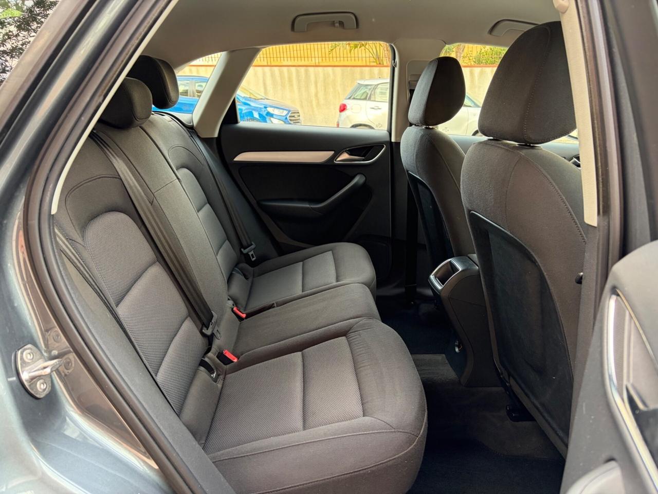 Audi Q3 2.0 TDI 150 CV Sport ok certificati !!!