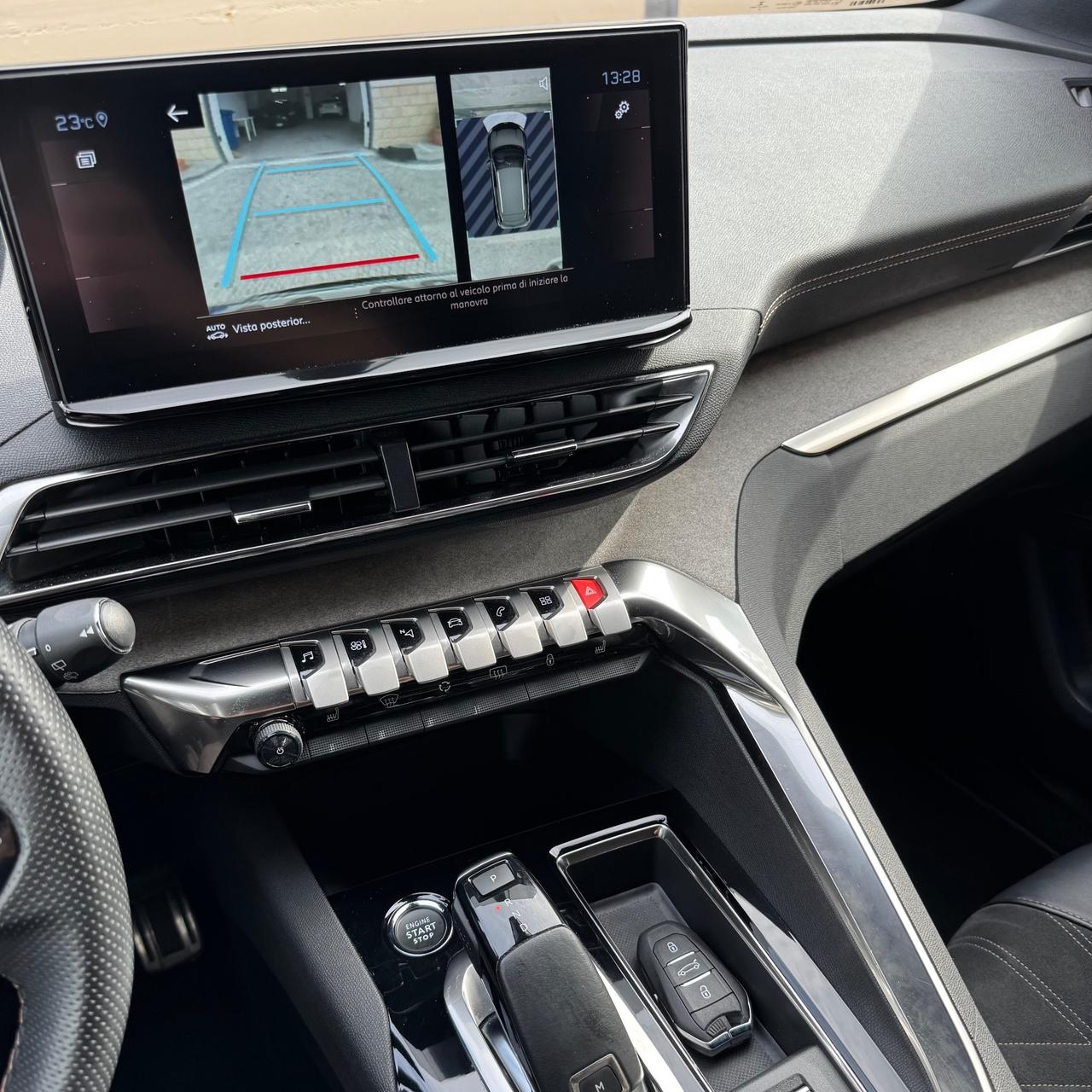 Peugeot 3008 GT TOTAL BLACK