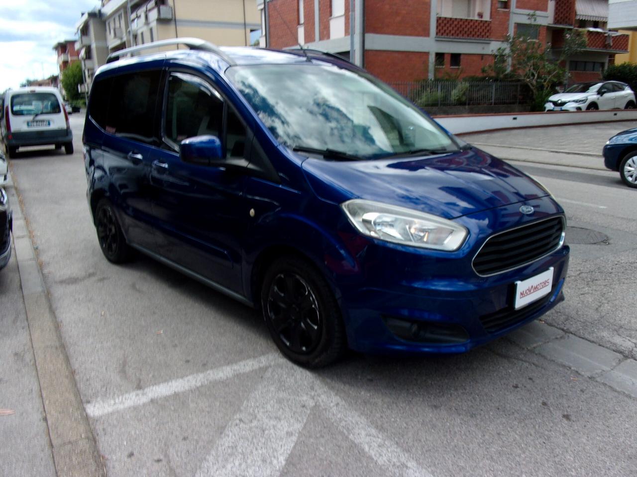 Ford Tourneo Courier 1.0 EcoBoost 100 CV Titanium