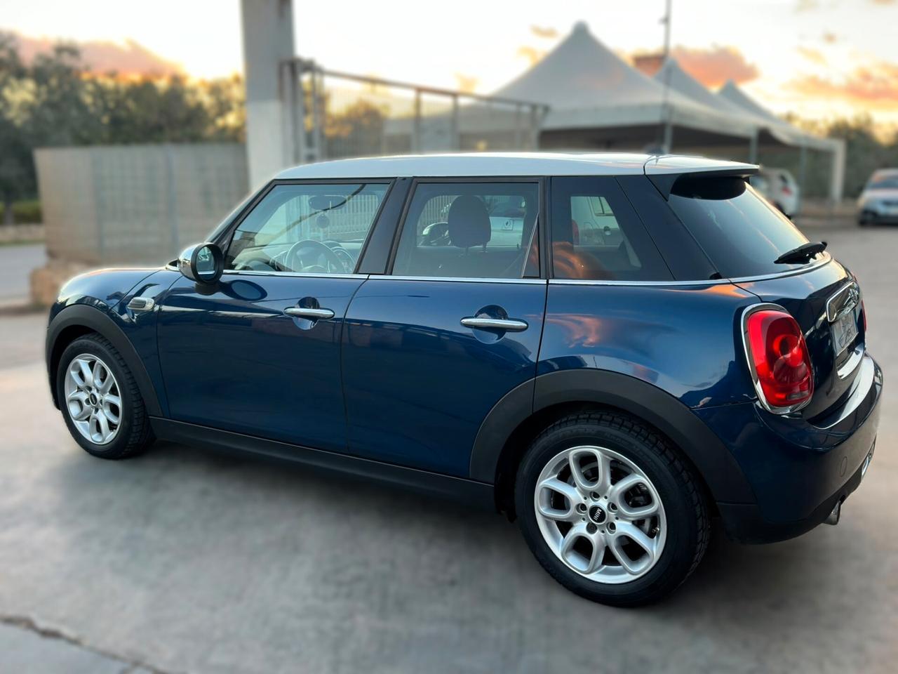 Mini 1.5 Cooper D 5 porte