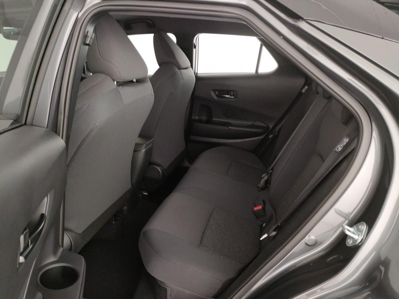 TOYOTA C-HR 1.8 hev Active fwd e-cvt