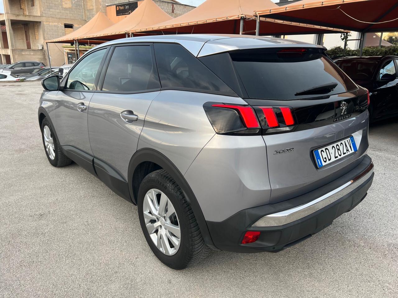 Peugeot 3008 BlueHDi 130CV EAT8 Active 2020