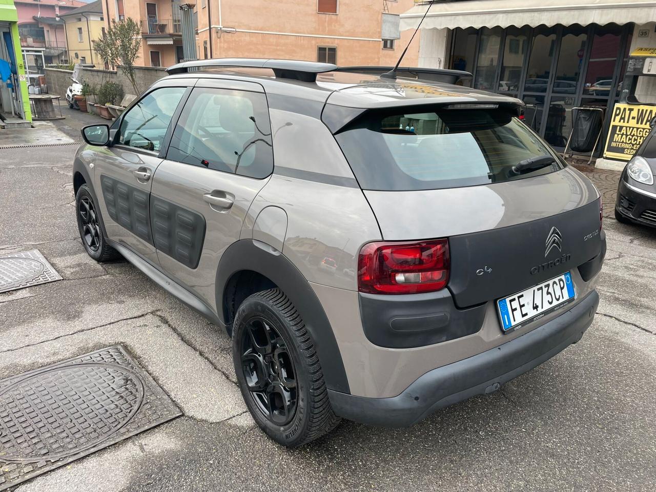 Citroen C4 Cactus BlueHDi 100 Shine