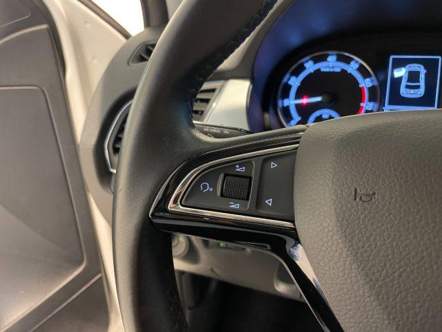 SKODA Fabia 1.0 TSI Twin Color Camera Bluetooth App Connect