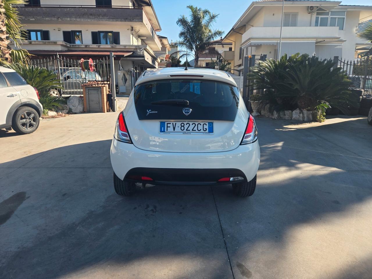Lancia Ypsilon 1.2 benzina 69 cv - 06/2019 60.000 km